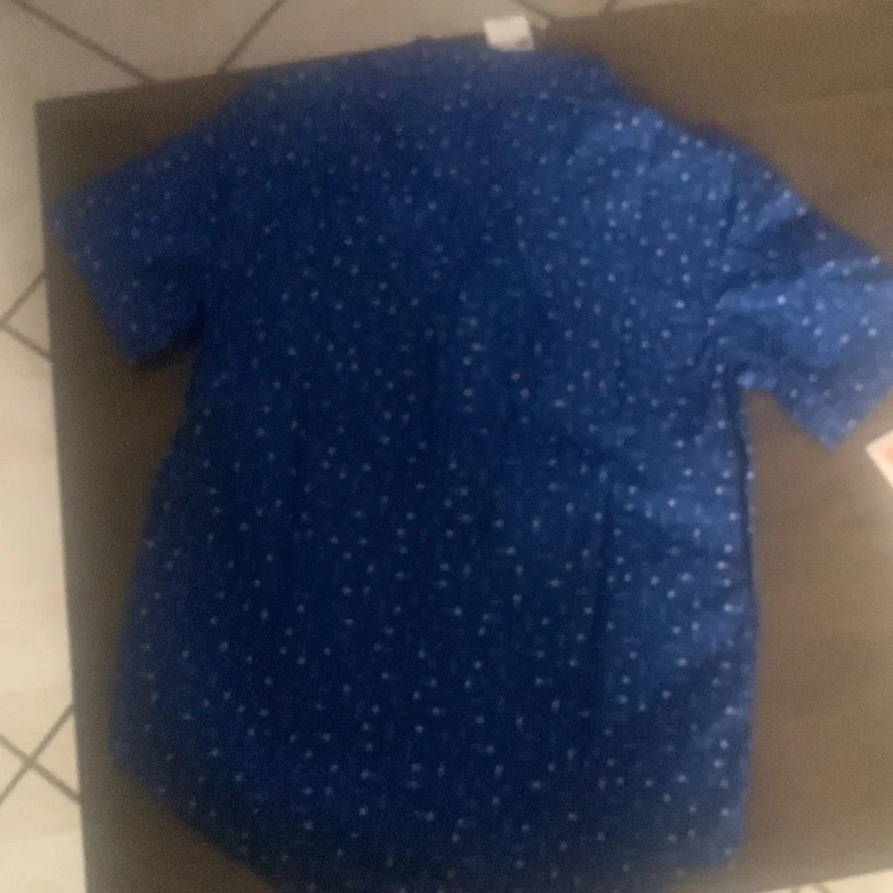 The Children’s place Bundle boy’s 2 button-down short-sleeved shirts